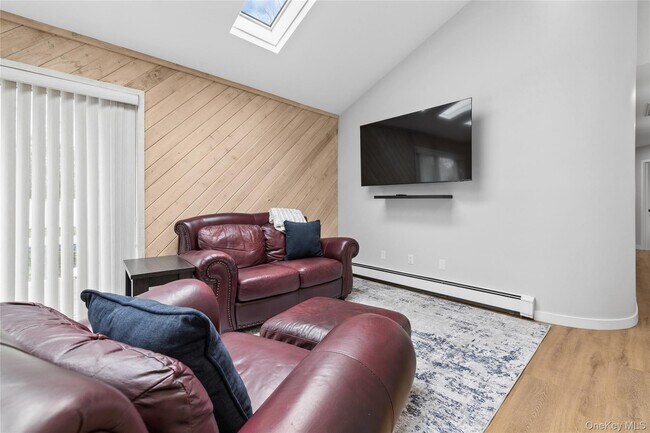 Building Photo - 3 Harbor Rd