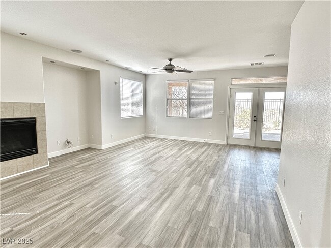 Building Photo - 2773 Drumlanrig St