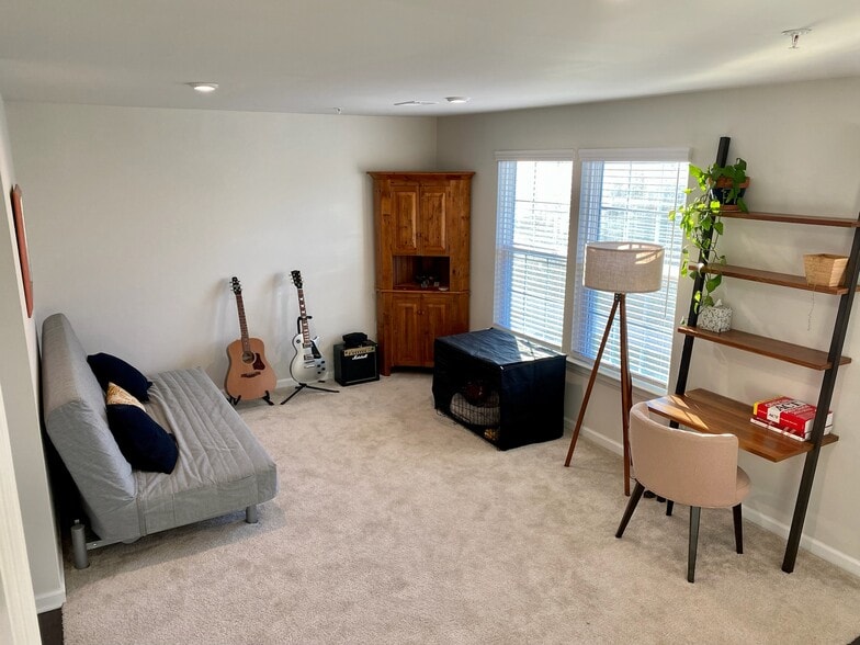 Lower level office - 247 Madison Ln