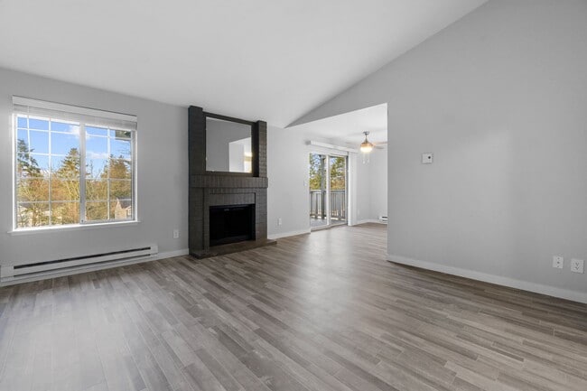 Building Photo - Ridgegate