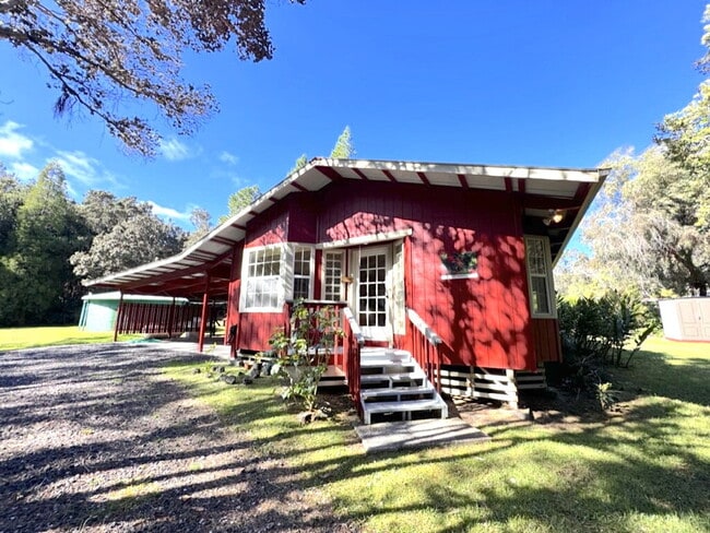 Primary Photo - Charming 2bd/2.5ba For Rent in Volcano Gol...