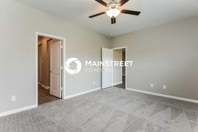 Building Photo - 5 Bedroom Pet-Friendly Home in Magnolia, TX with Main Street Renewal