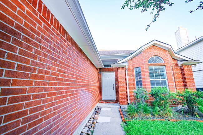 Building Photo - 3111 Myrtle Ranch Dr