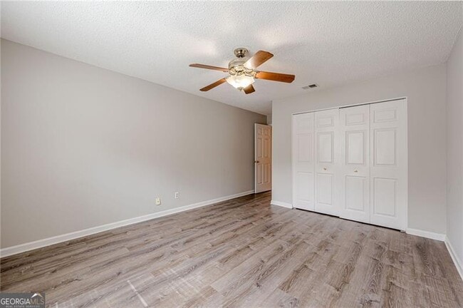 Building Photo - 6034 Coventry Cir