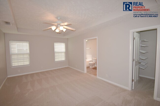 Building Photo - Beautiful 3BR+Bonus/4th Bedroom, triple Blackman schools! Screened in porch and fenced in backyard!