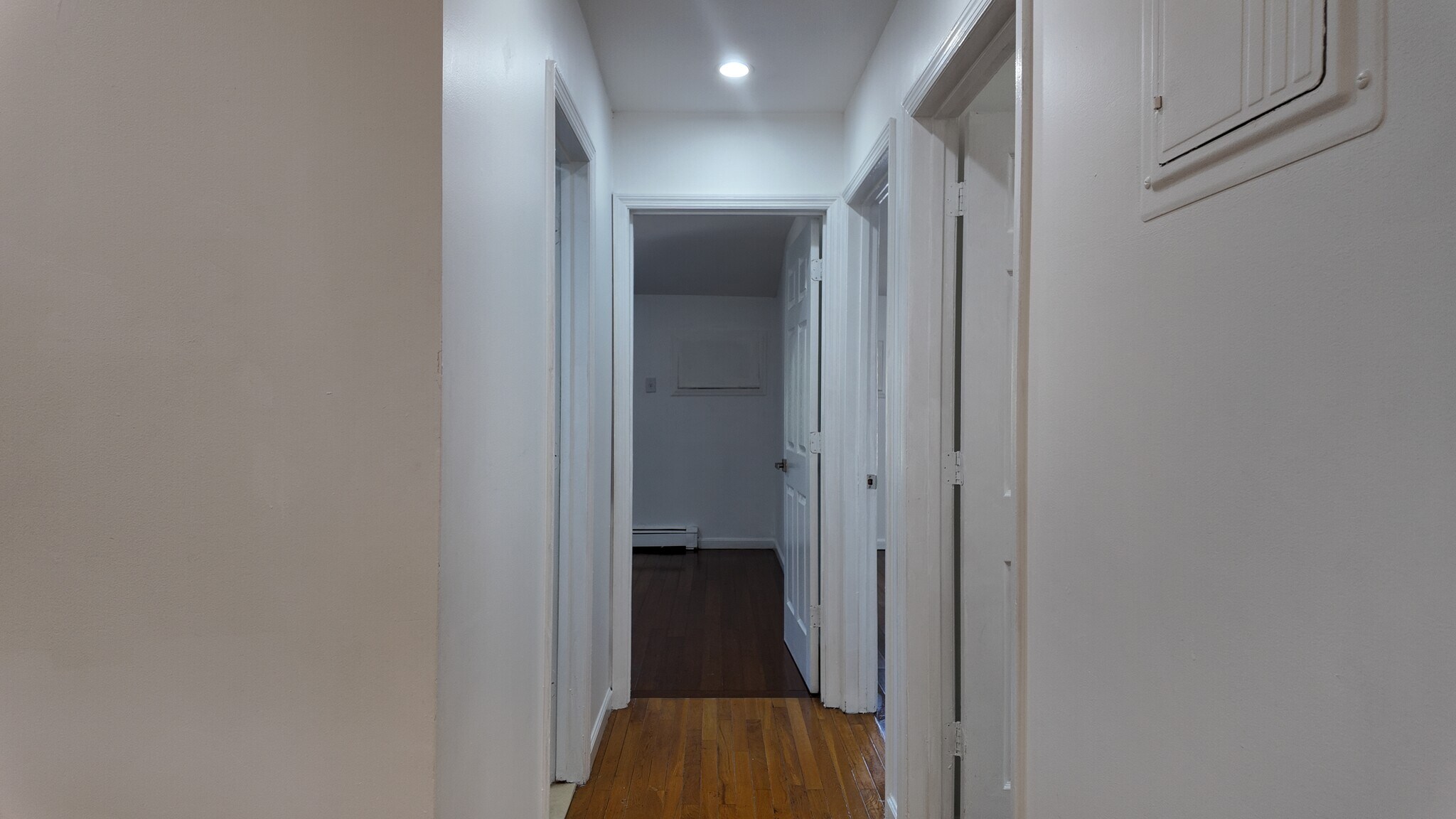 Building Photo - 13930 Laurelton Pky