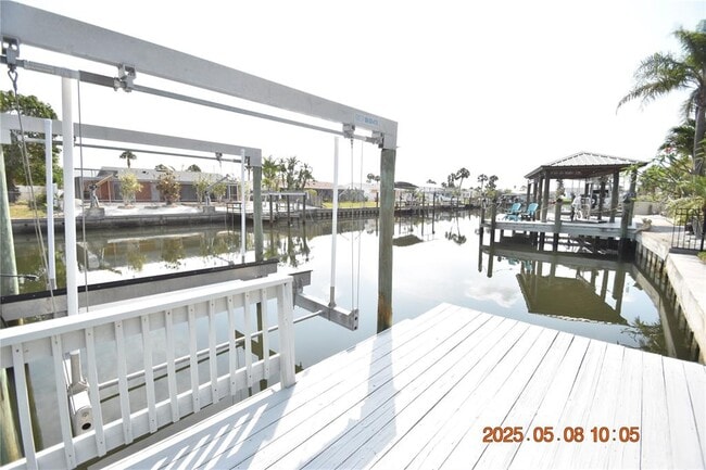 Building Photo - 1019 Spindle Palm Way