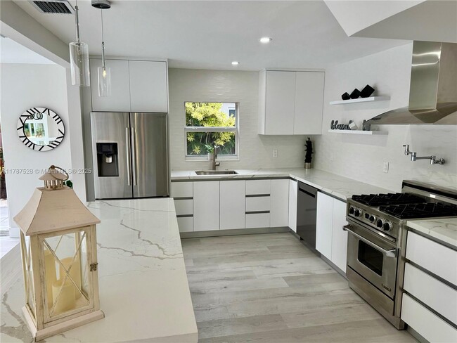 Building Photo - 1012 Tangelo Isle