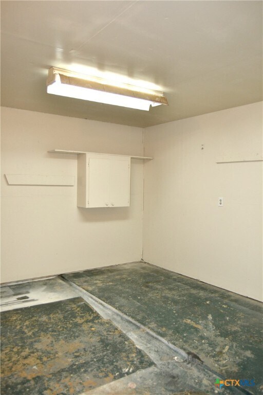 Building Photo - 1501 Bluffdale St