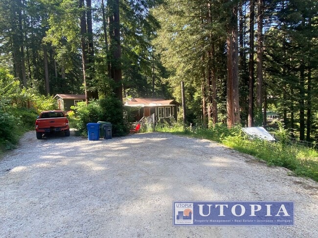 Building Photo - Gorgeous 4-bedroom, 2-bathroom Forest Lake Home with Deck, Office & Scenic Redwood Views