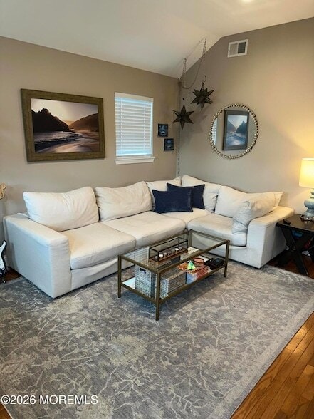 Building Photo - 53 Ideal Ave