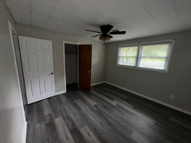 Building Photo - ONE LEVEL BRICK RANCHER WITH EXTRA LARGE LOT