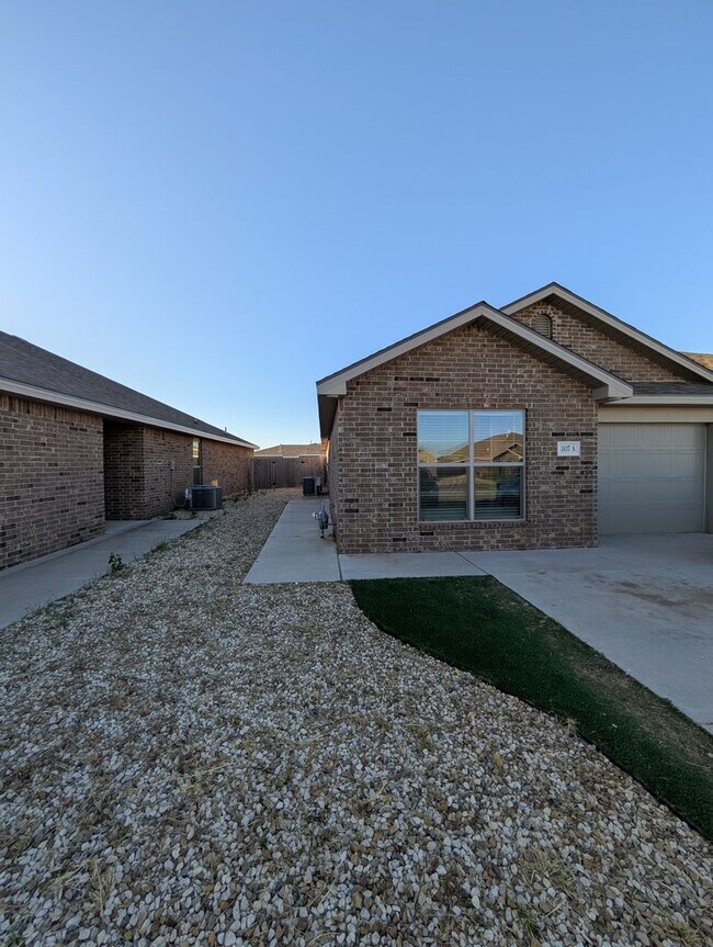 Primary Photo - 1637 133rd St