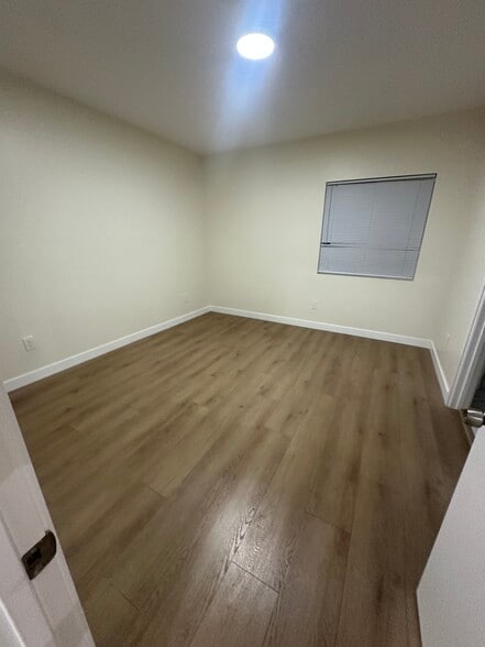 Building Photo - 314 S 8th St