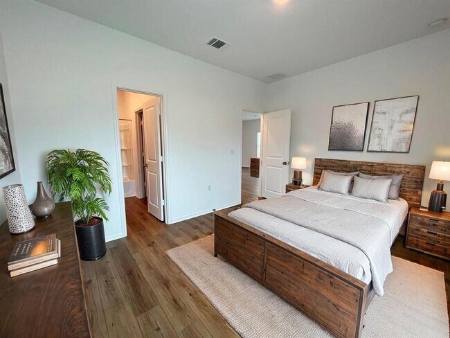 Building Photo - 14413 Dora Amellia Cv