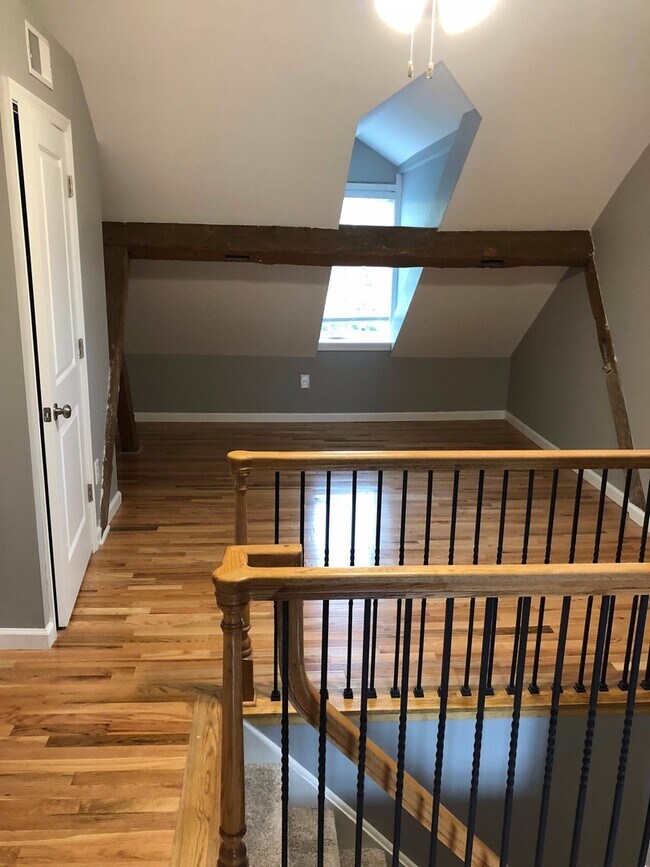 Building Photo - 3-Bedroom Home in Emmaus