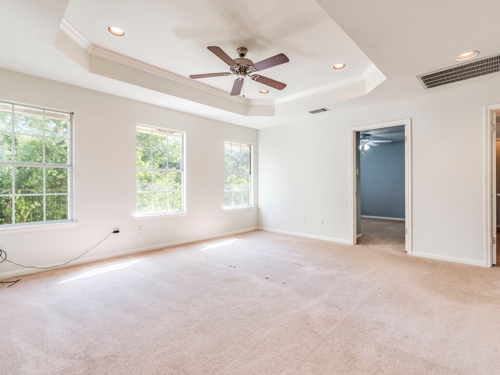 Building Photo - 6911 Gentle Oak Dr