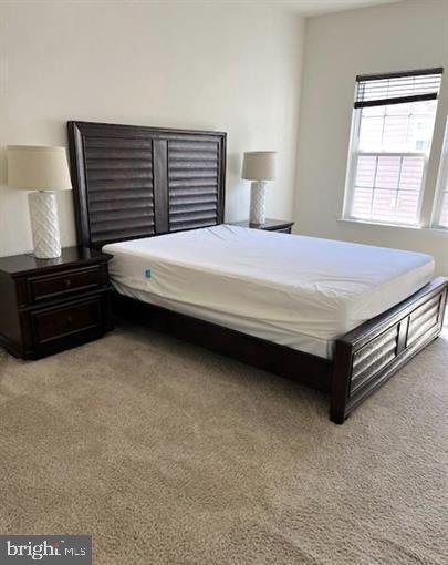 Building Photo - 5365 S Center Dr