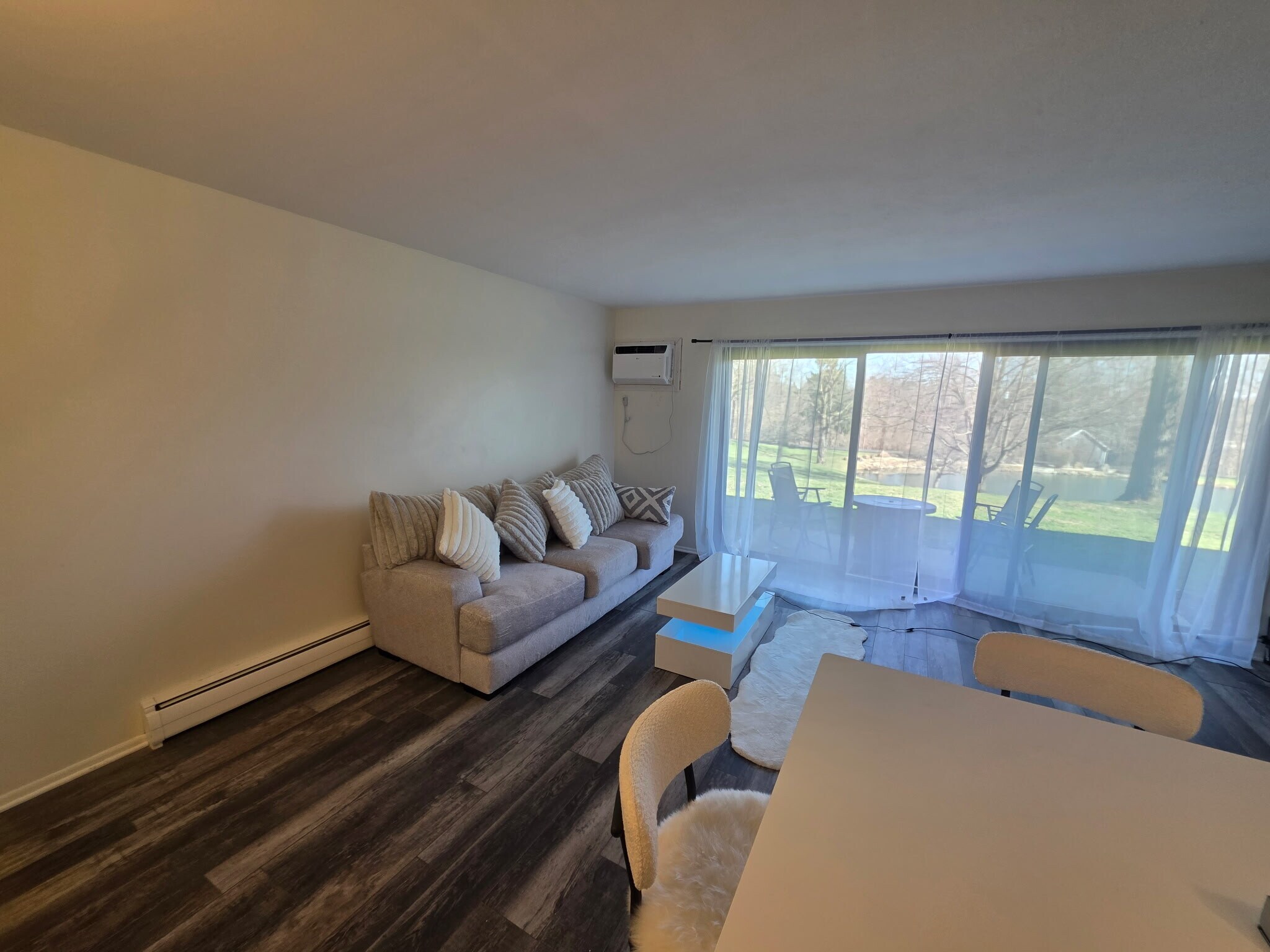 Living/Family Room - 5721 Som Center Rd