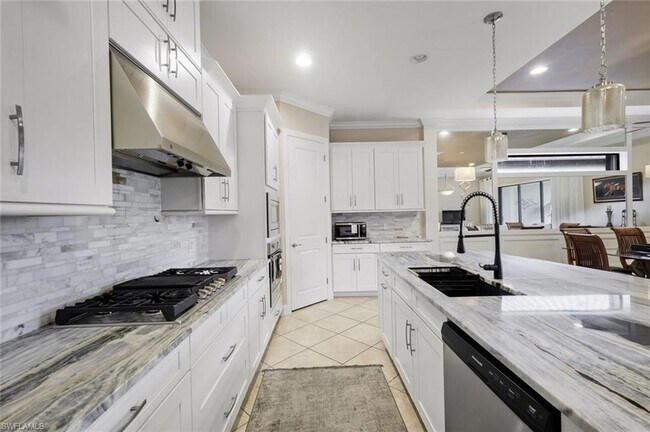 Building Photo - 8527 Palacio Terrace N