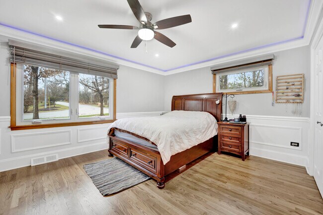 Building Photo - 3134 Scenicwood Ln