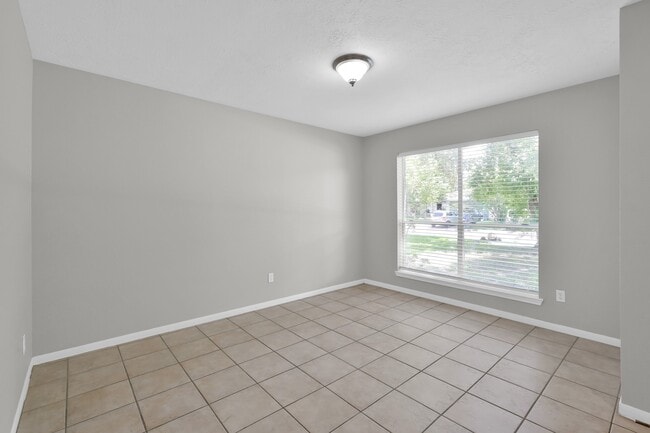 Building Photo - 28903 Atherstone St