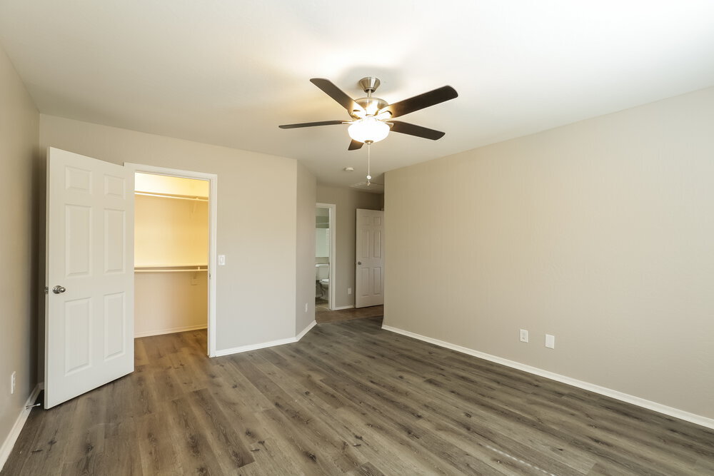 Building Photo - 501 S 112th Dr
