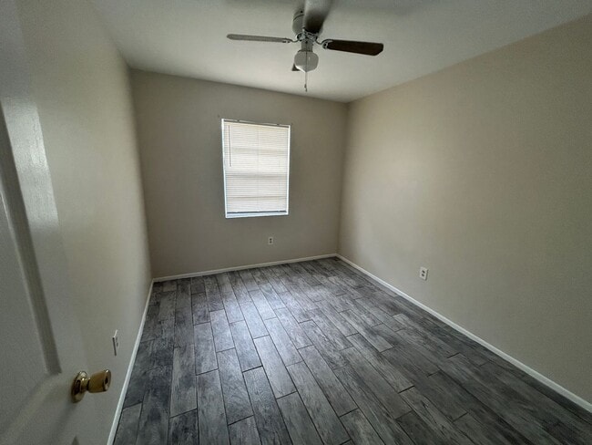 Building Photo - 13461 Fifth Street