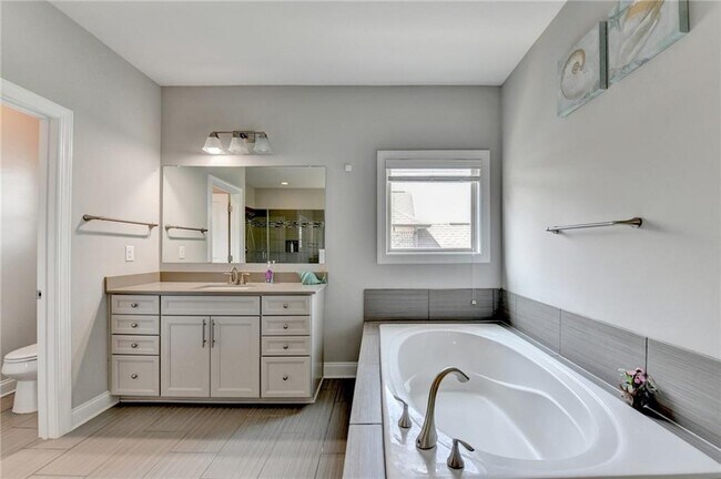 Building Photo - 3105 Davidsonville Dr