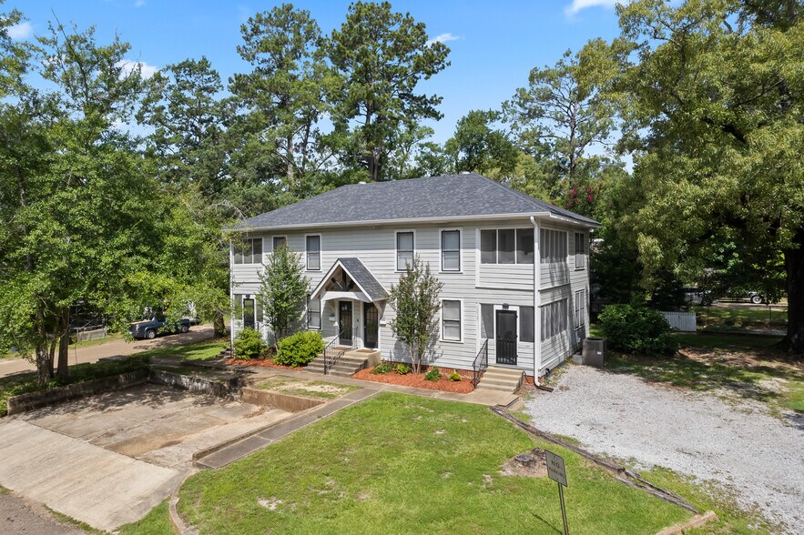 Building Photo - 105 Russell Ct