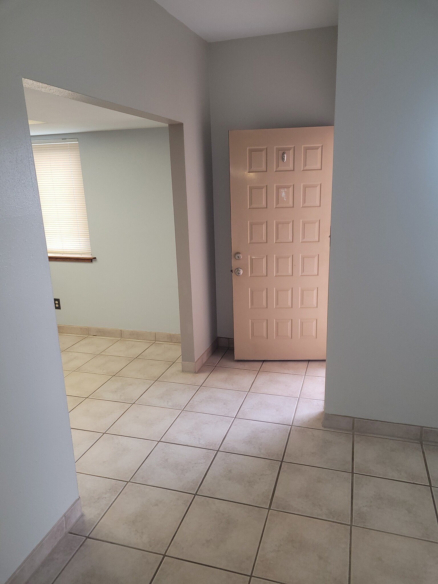 Building Photo - 1319 Pacheco Ct