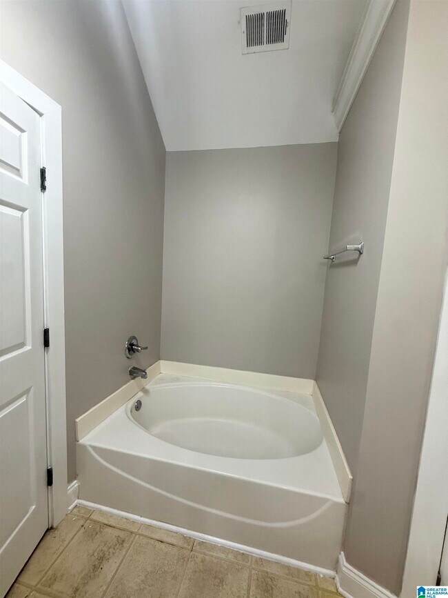Building Photo - 5744 Colony Ln