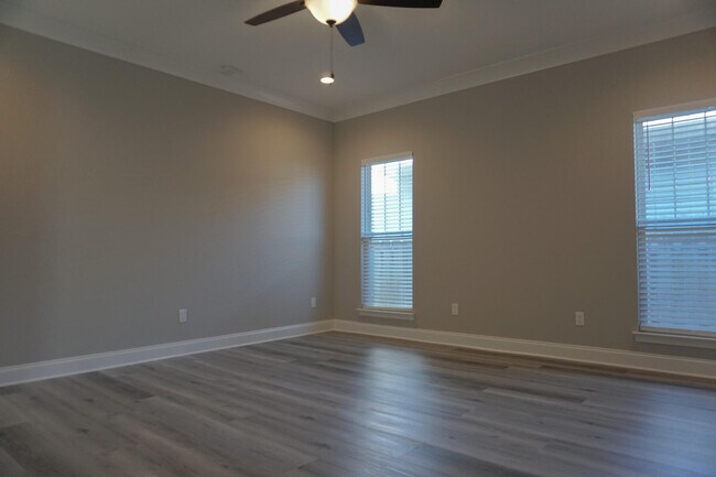 Building Photo - 48 9th Ave