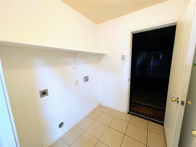 Building Photo - 5328 Comanche Wells Dr
