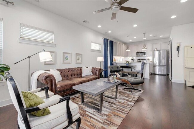 Building Photo - 1105 Euphoria Bend