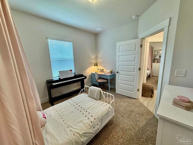 Building Photo - 4007 Amble Wy