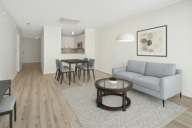 Building Photo - 420 E Waterside Dr