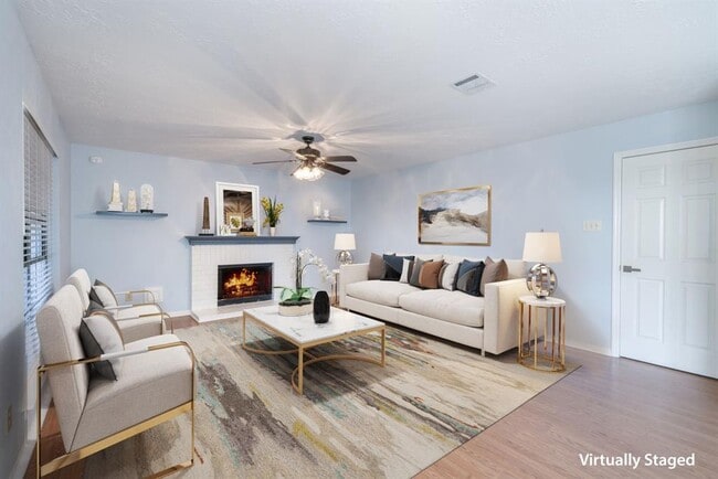 Building Photo - 4330 Heathfield Dr