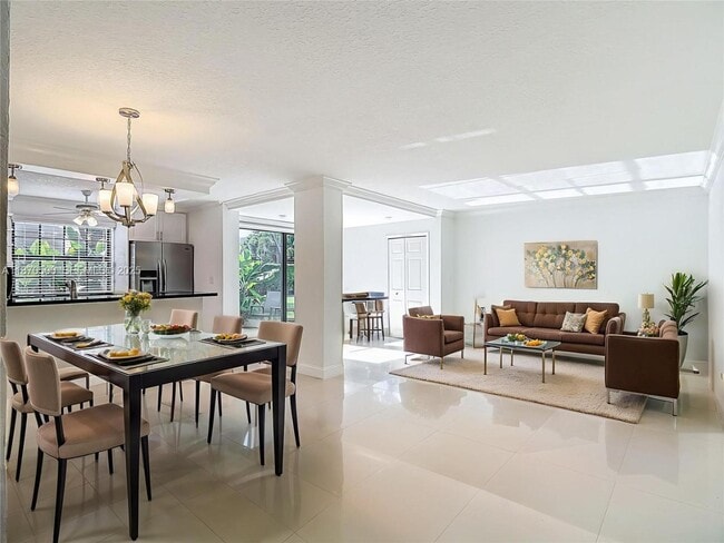 Building Photo - 3552 Magellan Cir