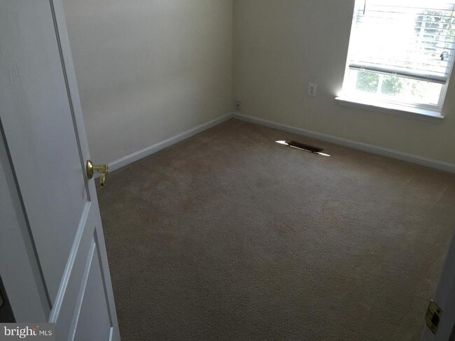 Building Photo - 115 Swearingen Way