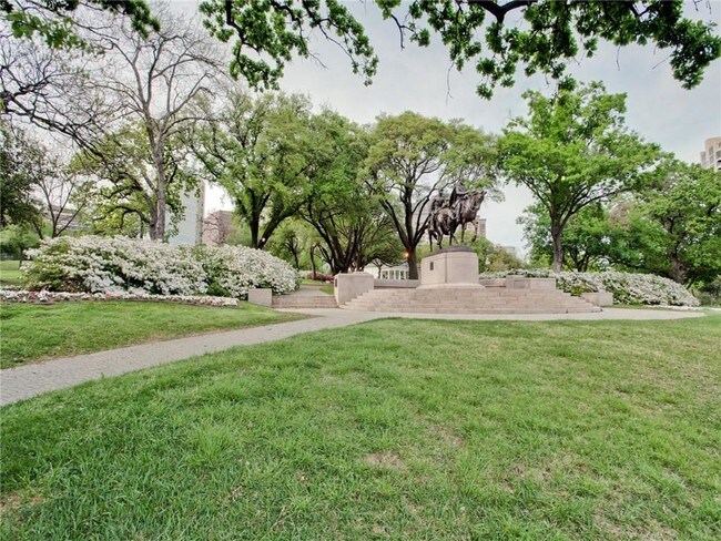 Building Photo - 3711 Holland Ave