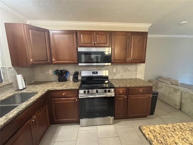 Building Photo - 2226 Fairfield Ave