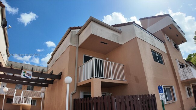 Building Photo - 14905 SW 80th St