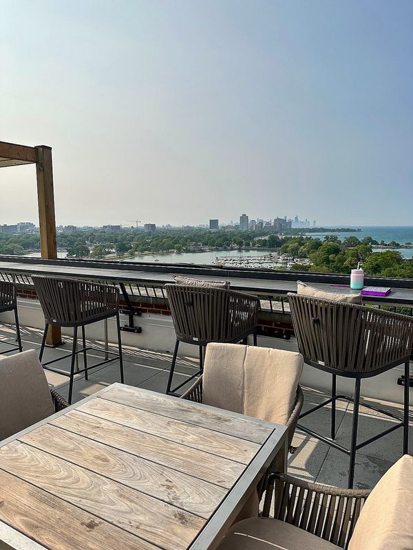 Building Photo - 2231 E 67th St