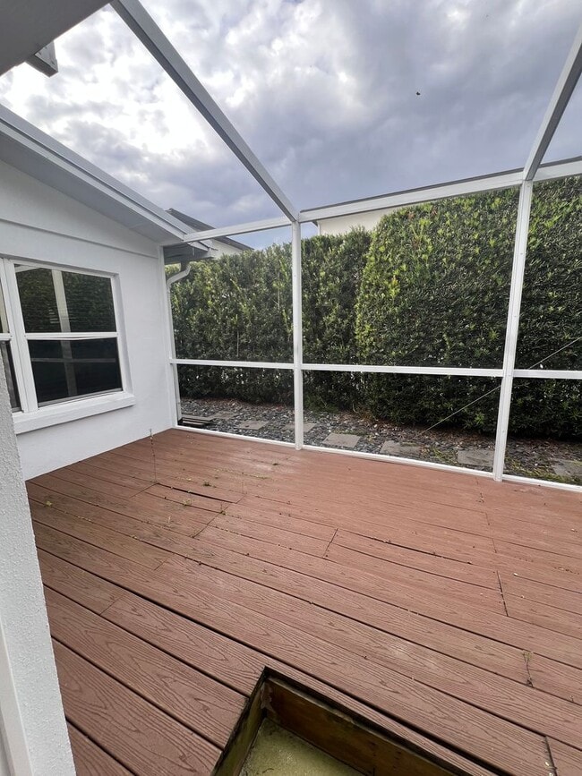 Building Photo - 7210 Seminole Dr