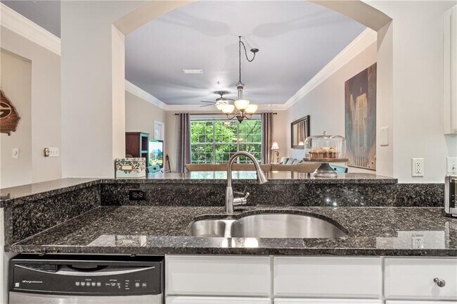 Building Photo - 1332 Westchester Ridge NE
