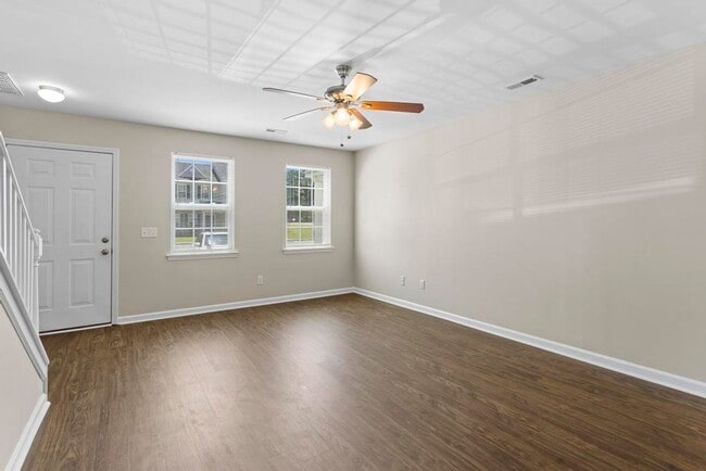 Building Photo - Minutes to OAJ Airport! Beautiful Townhomes!