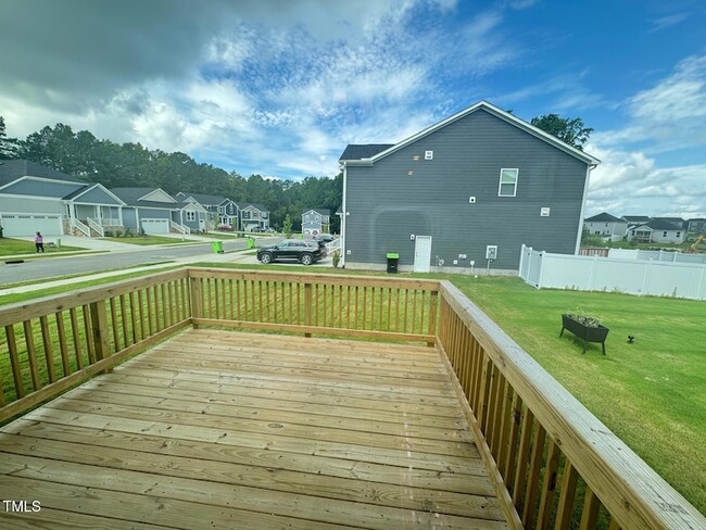 Building Photo - 701 Kerry Cattle Dr