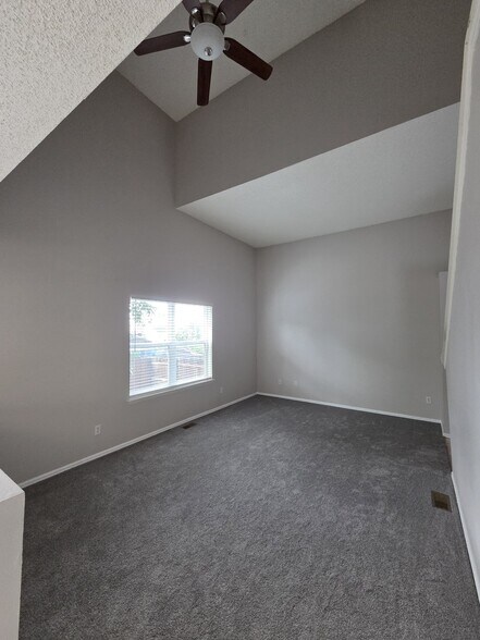 Building Photo - 5016 Prairie Grass Ln
