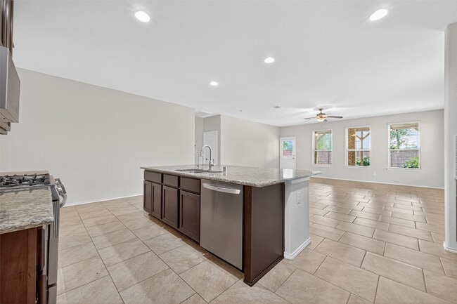 Building Photo - 14002 Wolftrap Ln